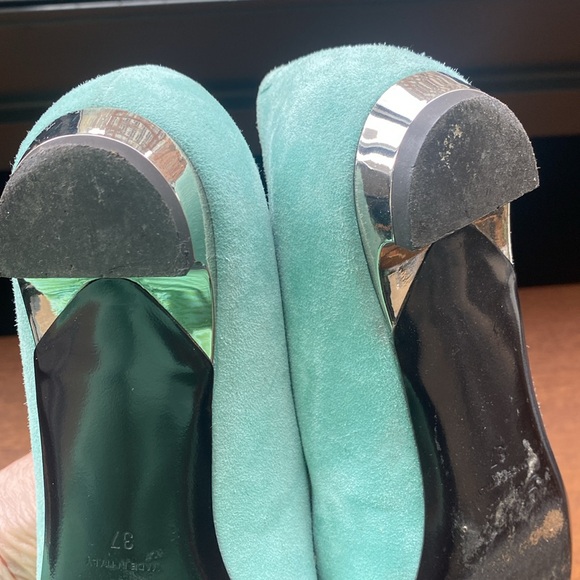 Roger Vivier suede flats with silver heel - Picture 8 of 11